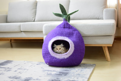 Grotte de chat en feutre Radish Design Lit pour chat en laine fait main