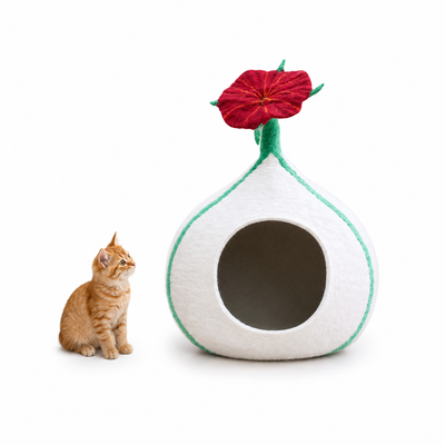 Ronde kattenmand met bloemenprint - Handgevilte kattencocoon