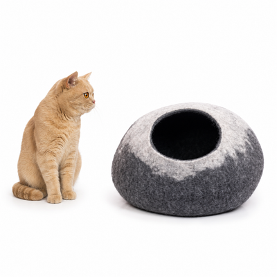 Handgefertigtes Katzenbett aus Filzwolle – Umweltfreundliches Haustiermöbel
