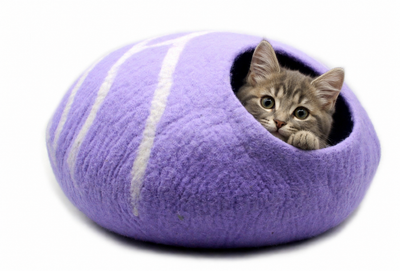 Kattenmand van vilt (paars) | Rond kattenbed met strepen |