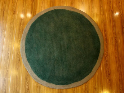 Tappeto rotondo in feltro di lana grigio-verde fatto a mano, moderno tappetino da pavimento