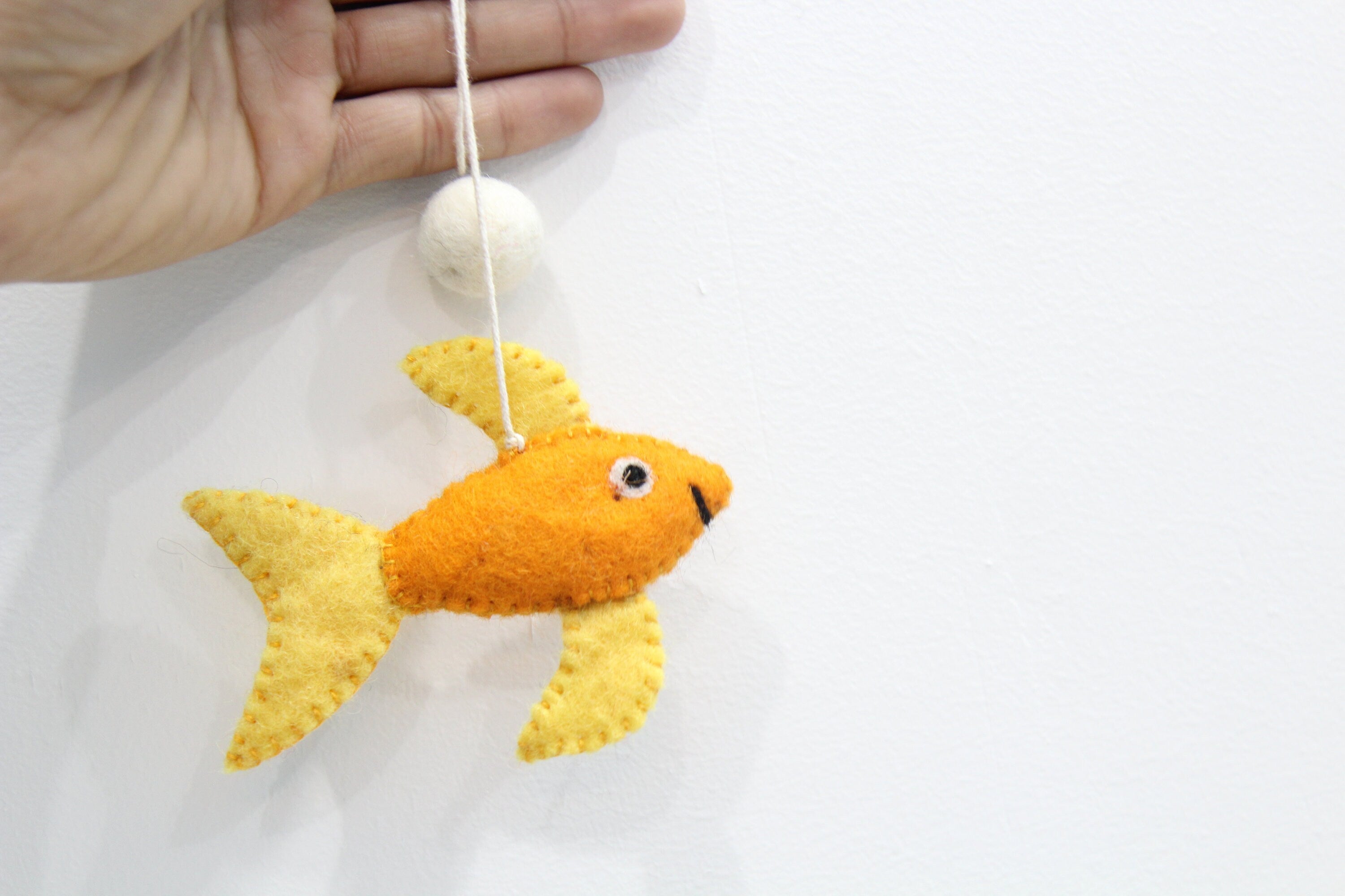 Felt Fish Cat Teaser Toy - Handmade Wool, Non-Toxic
