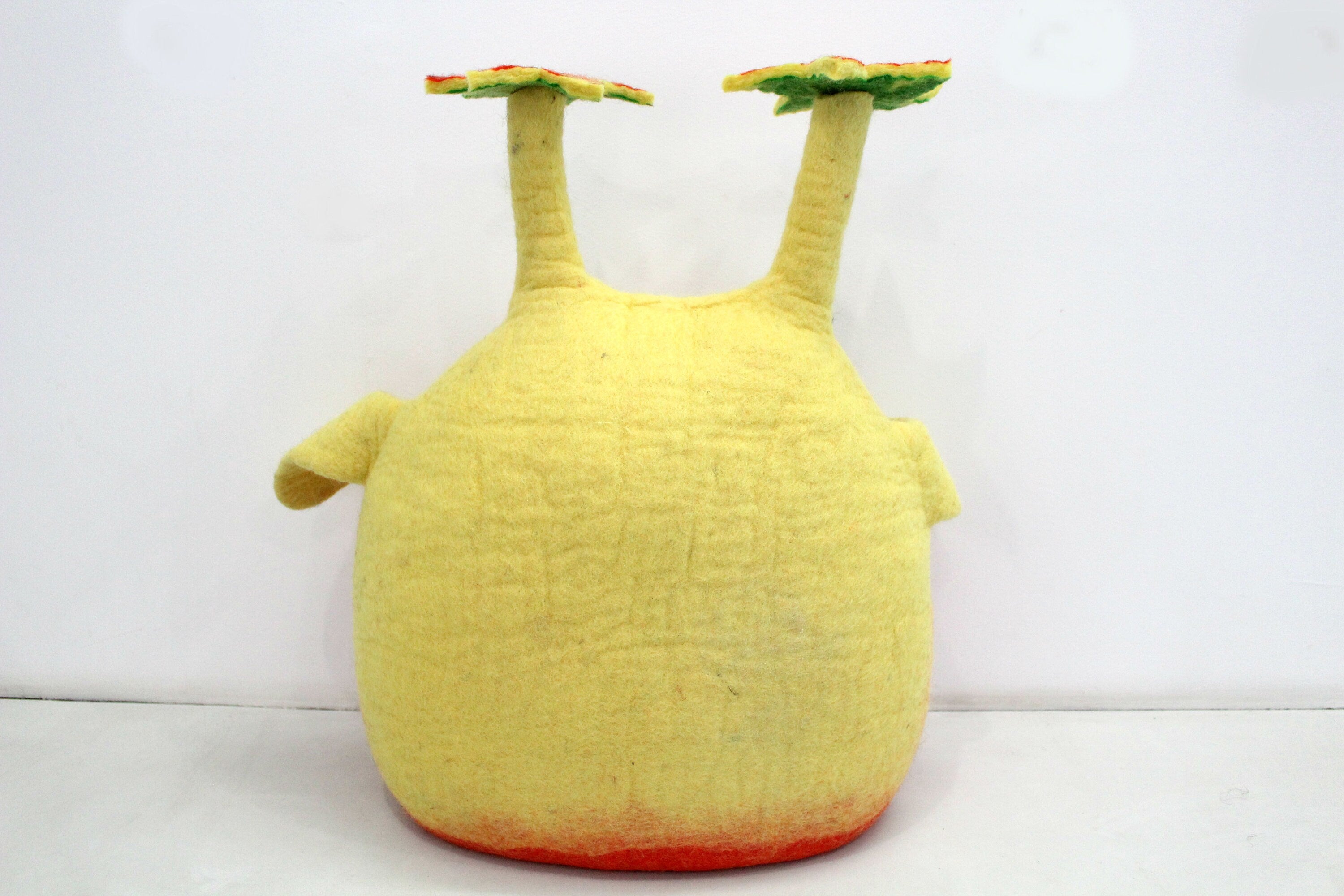 Felt Totoro Cat Cave – Handmade Wool Pet Bed