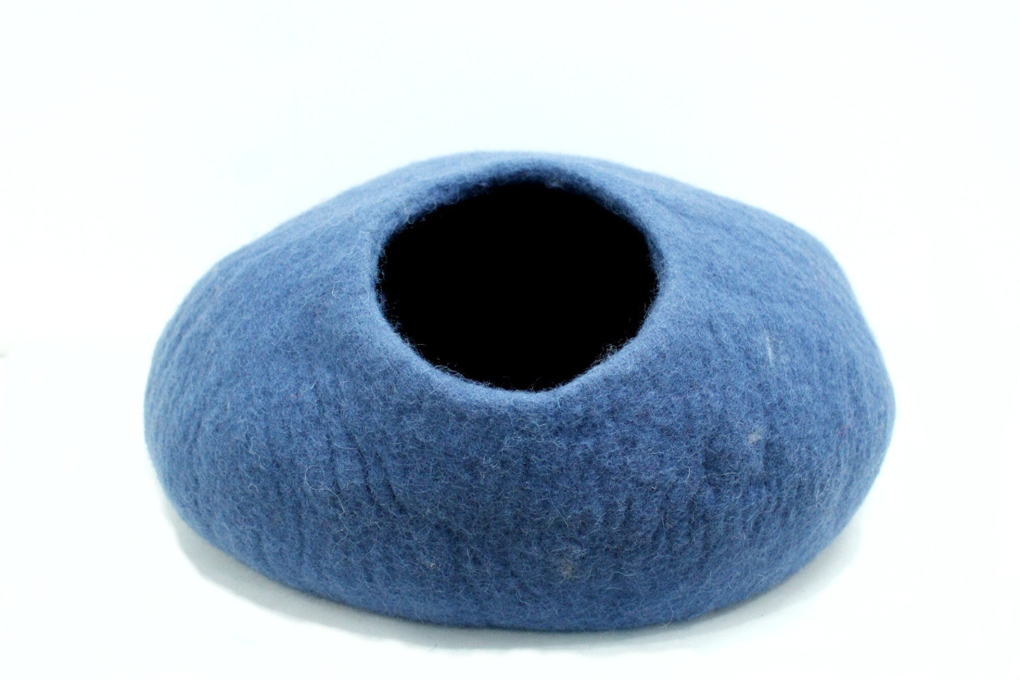 Handmade Wool Cat Bed – Bluish Stone, Cozy Cat Cave