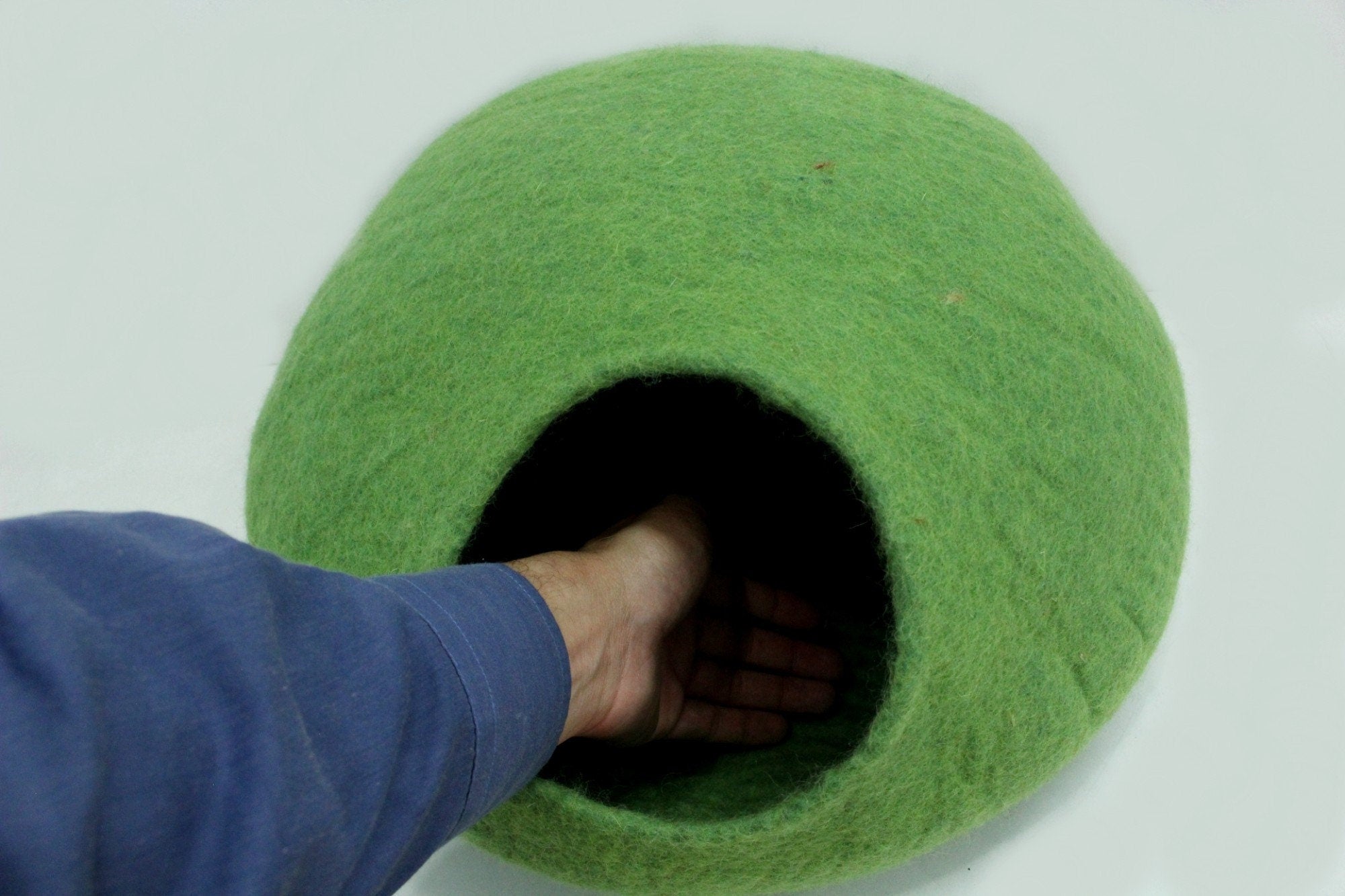 Green Felt Cat Cave – Handmade Wool Cat Bed