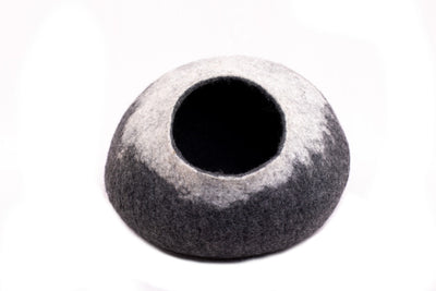 Felt Cat Cave - Handmade Felted Wool Cat Bed - Eco-Friendly Pet  Furniture