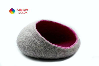 Wide opening Felted Cat Cave- Wool Cat Bed Made Using 100% Pure And Natural Wool- Pet Furniture - Handmade Cozy Pet House