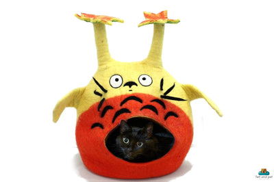 Felt Totoro Cat Cave – Handmade Wool Pet Bed
