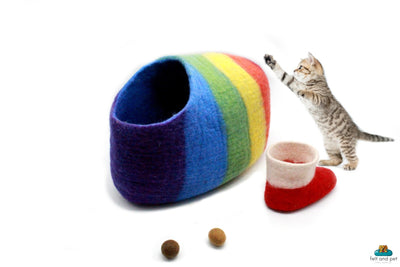 Shoes Shaped Cat House - Pet House - Handmade Felt Cat Cave - Modern Pet Bedding - Free Shipping