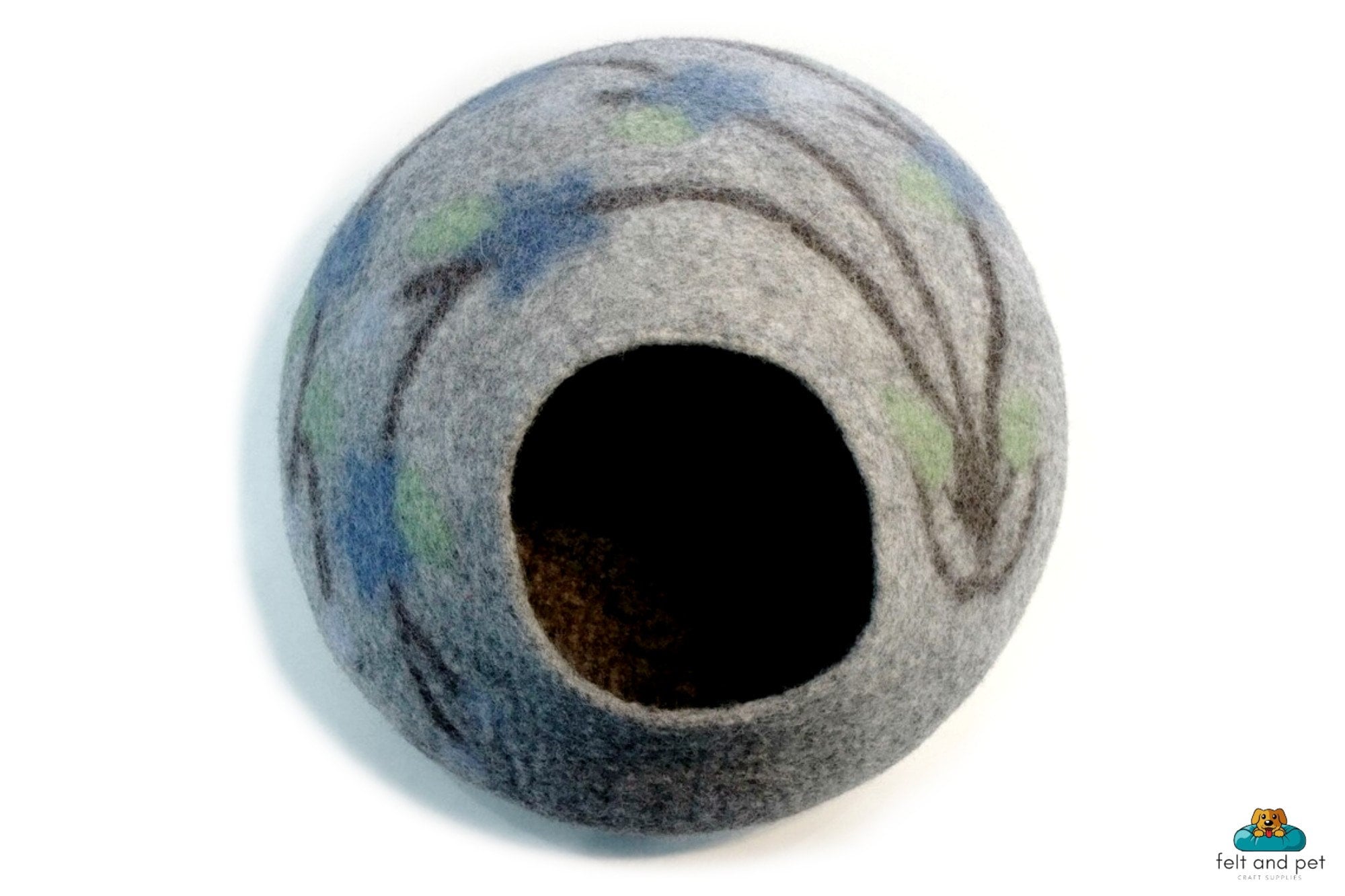 Handmade Felt Cat Cave – Gray Wool Pet Bed, Nepal