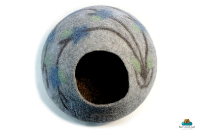 Handmade Felt Cat Cave – Gray Wool Pet Bed, Nepal