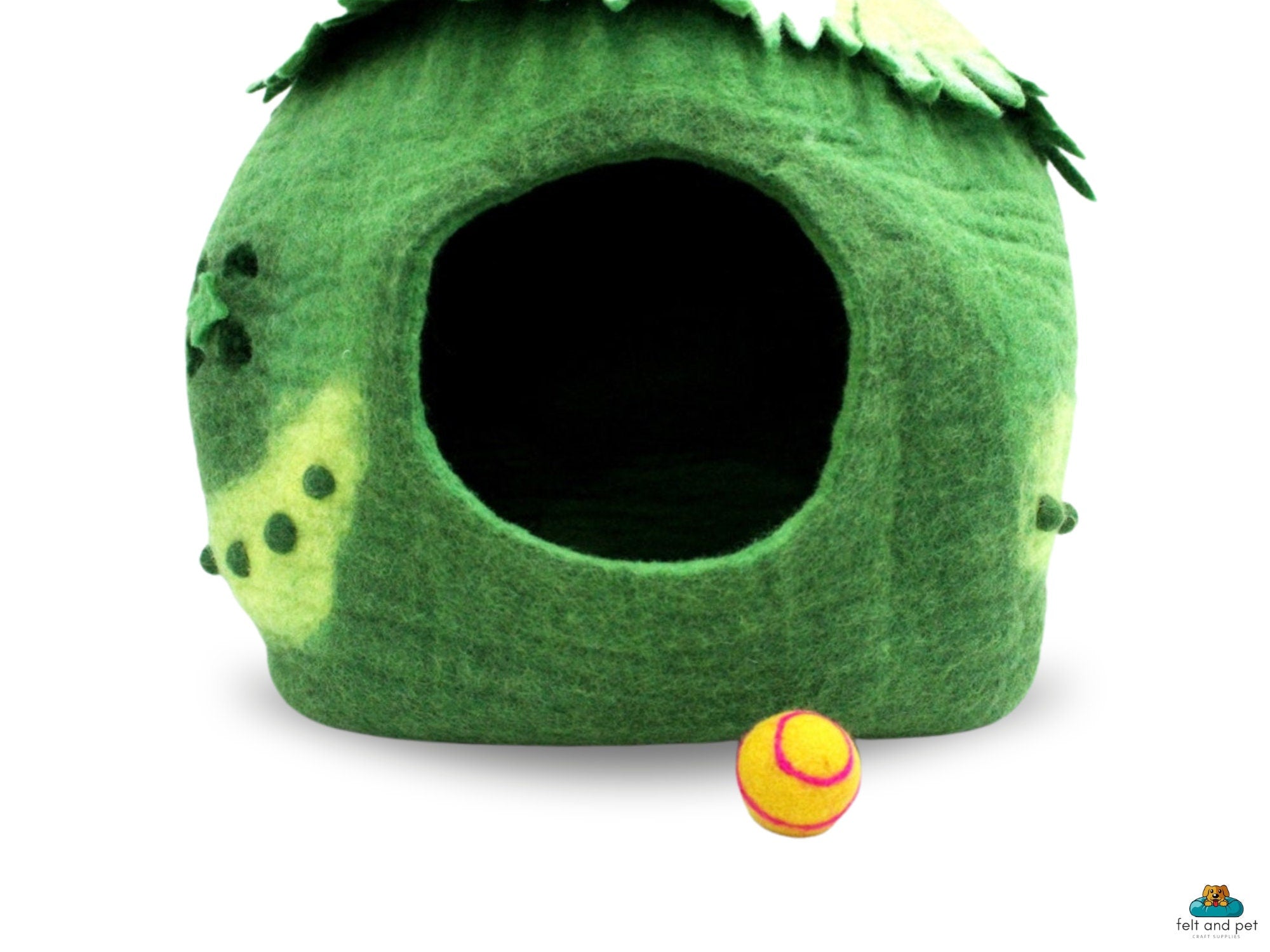 Handmade Green Felt Cat Cave - Wool Cat Cave - Pet House - Felt Kitty Bed - Kitty Basket - Pet Vessel