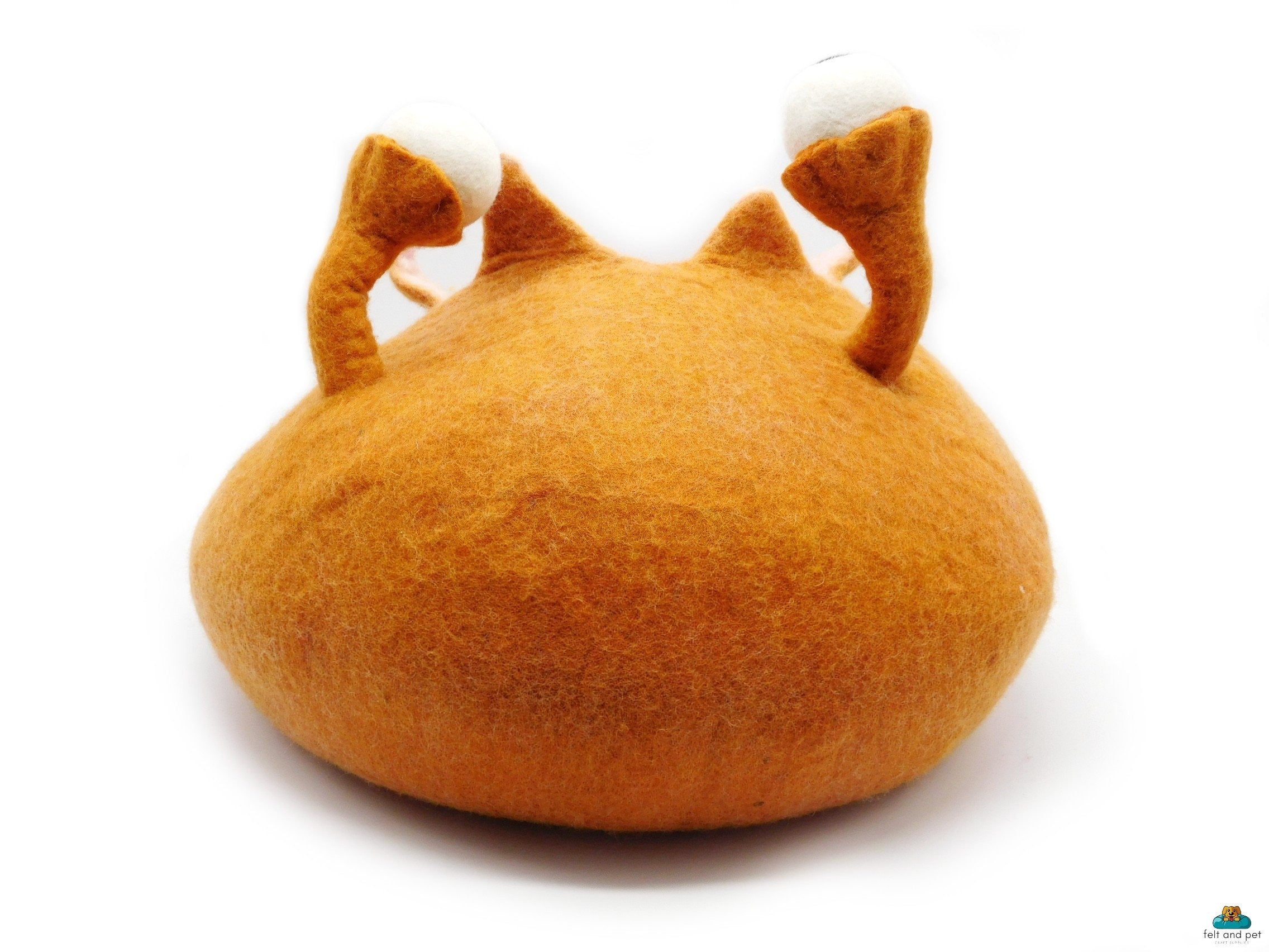 Snail Cat Bed - Wool Felt Cat Cave - Modern Design Pet Bed - Gift For Your Pet - Handmade from Pure Wool
