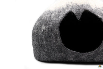 Snowy Mountain Cat Cave- Wool Cat House- Pet Bedding- Premium Nap Cocoon- Woolen Cat House- Gift For Pet Lover- 100% Pure And Natural Wool