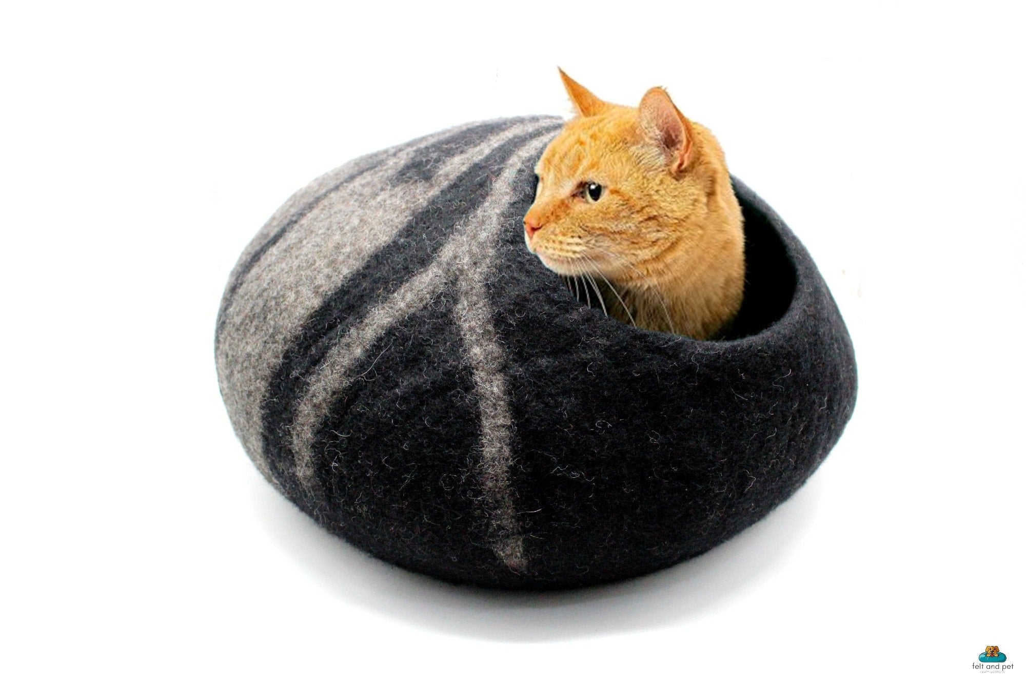Black Stone Wool Cat Cave - Handmade Pet Furniture -  Organic Felt Wool Bed - Gift for Pet Lover