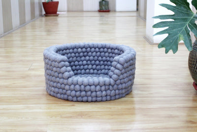 Felt Wool Ball Dog Basket - Warm And Soft Using 100% Pure Wool - Customizable Dog Basket - Sustainable And Eco-Friendly Dog House