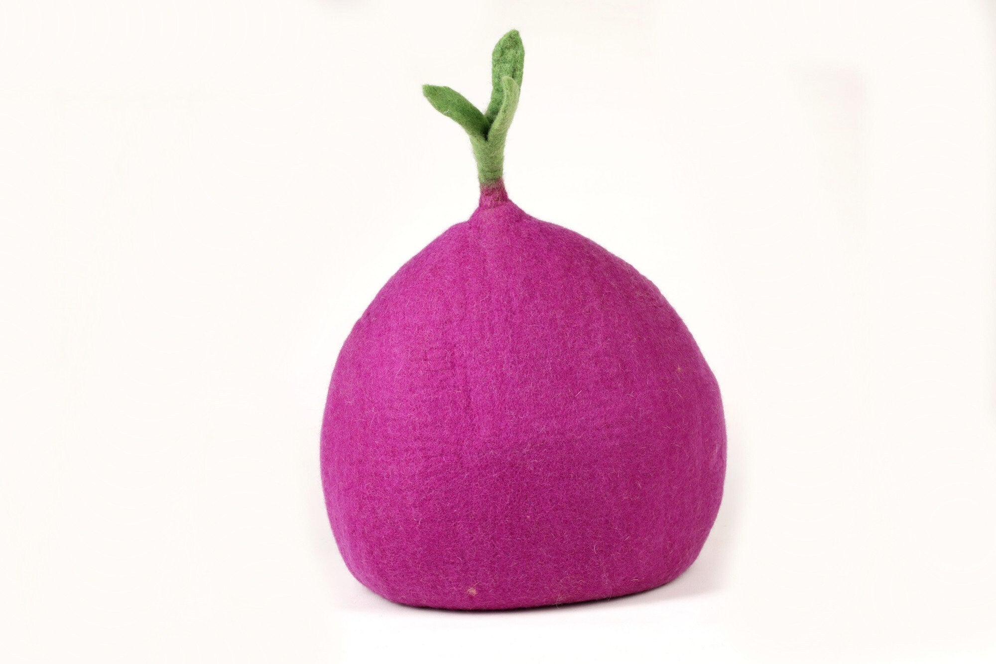 Felt Cat Cave -Radish Design Handmade Wool  Pet Bed  for Comfortable Cat Napping | Cozy Feline Hideway