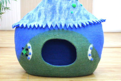 Felt Large Cat Cave - Premium Wool Pet House - Luxurious Pet Bedding - Non-Toxic Felt Kitty Basket - Dome Cat Bed - Gift