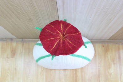 Floral Top Round Cat Cave - Hand-Felted Cat Cocoon -  Perfect Feline Retreat For Pet Lovers - Sustainable Cat Shelter - Woolen Cat Bed