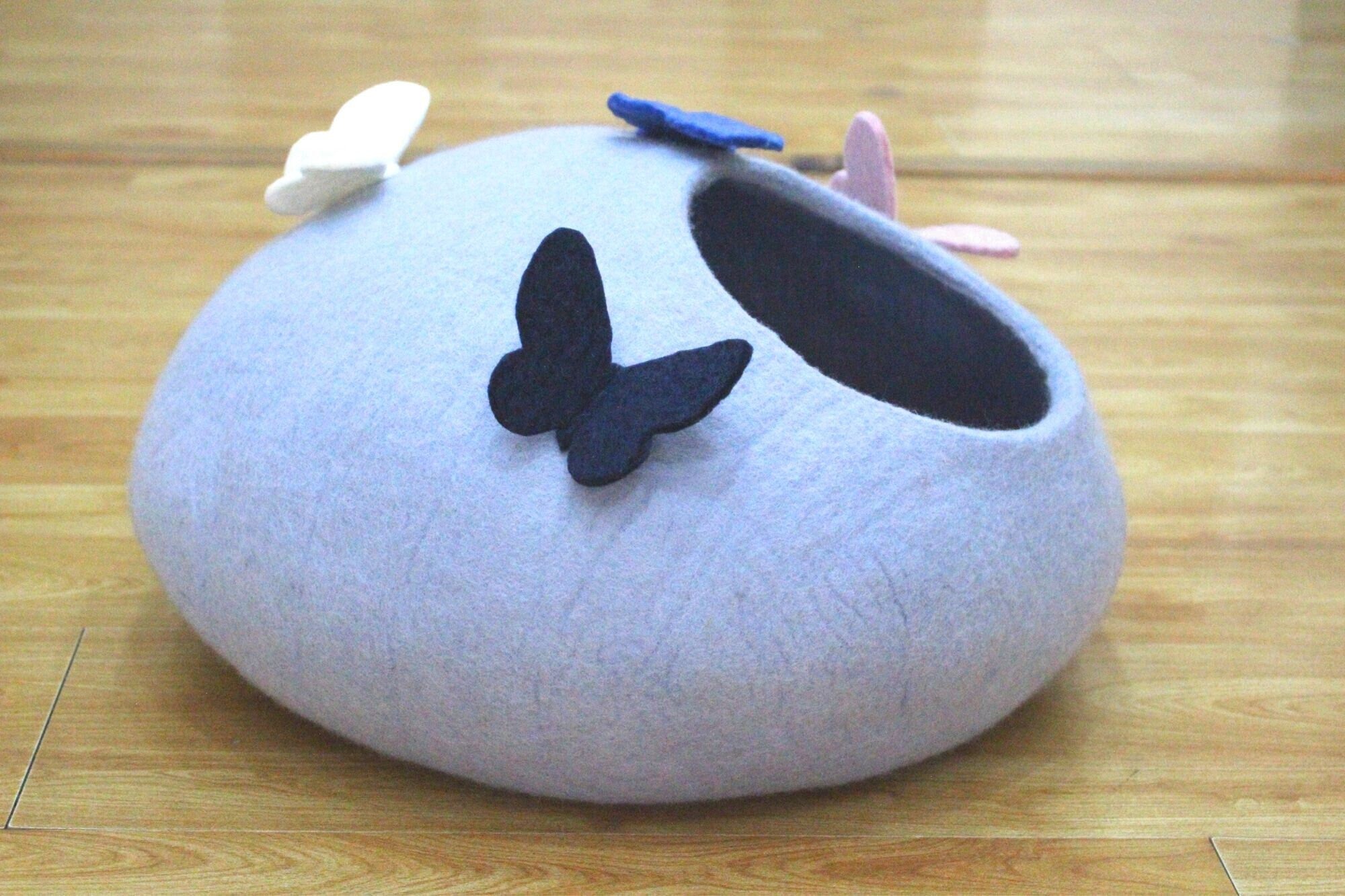 Wool Felt Butterfly Cat Cave Bed - Handmade Cat House - Premium Felt - Free From Toxic Chemicals - Kitty Warmer - Gift For Pets