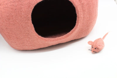 Rose Pink Cat Bed- Wool Cat House Made Using 100% Pure & Natural Wool- Premium Wool Pet Bed - Soft and Cozy Pet Bed