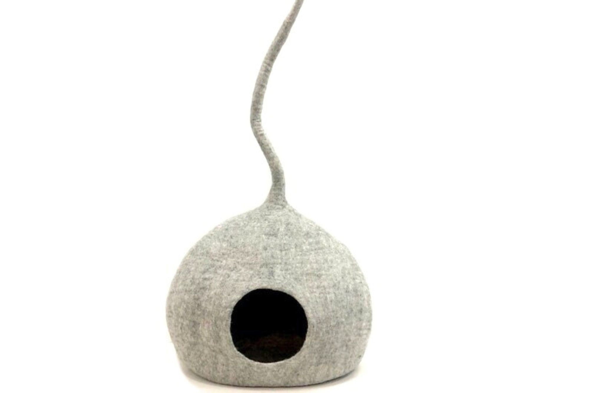 Cuccia per gatti in feltro grigio a coda lunga | Bozzolo di lana ecologico