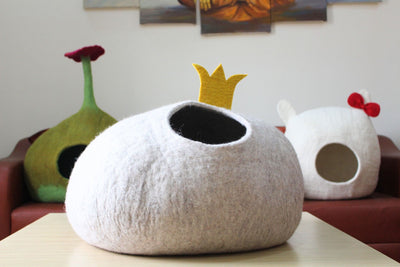 Best Whisker Wool Cat Cave Beds| Handmade Natural Wool Cat Bed for your Kitty| Cozy Hideaway for Cats| Safe, Comfortable