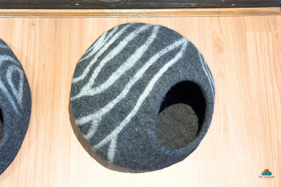 Stone Gray Felt Cat Bed with White Stripes – Handcrafted Wool Cat Cave, Cozy Hideout, Modern Home Décor