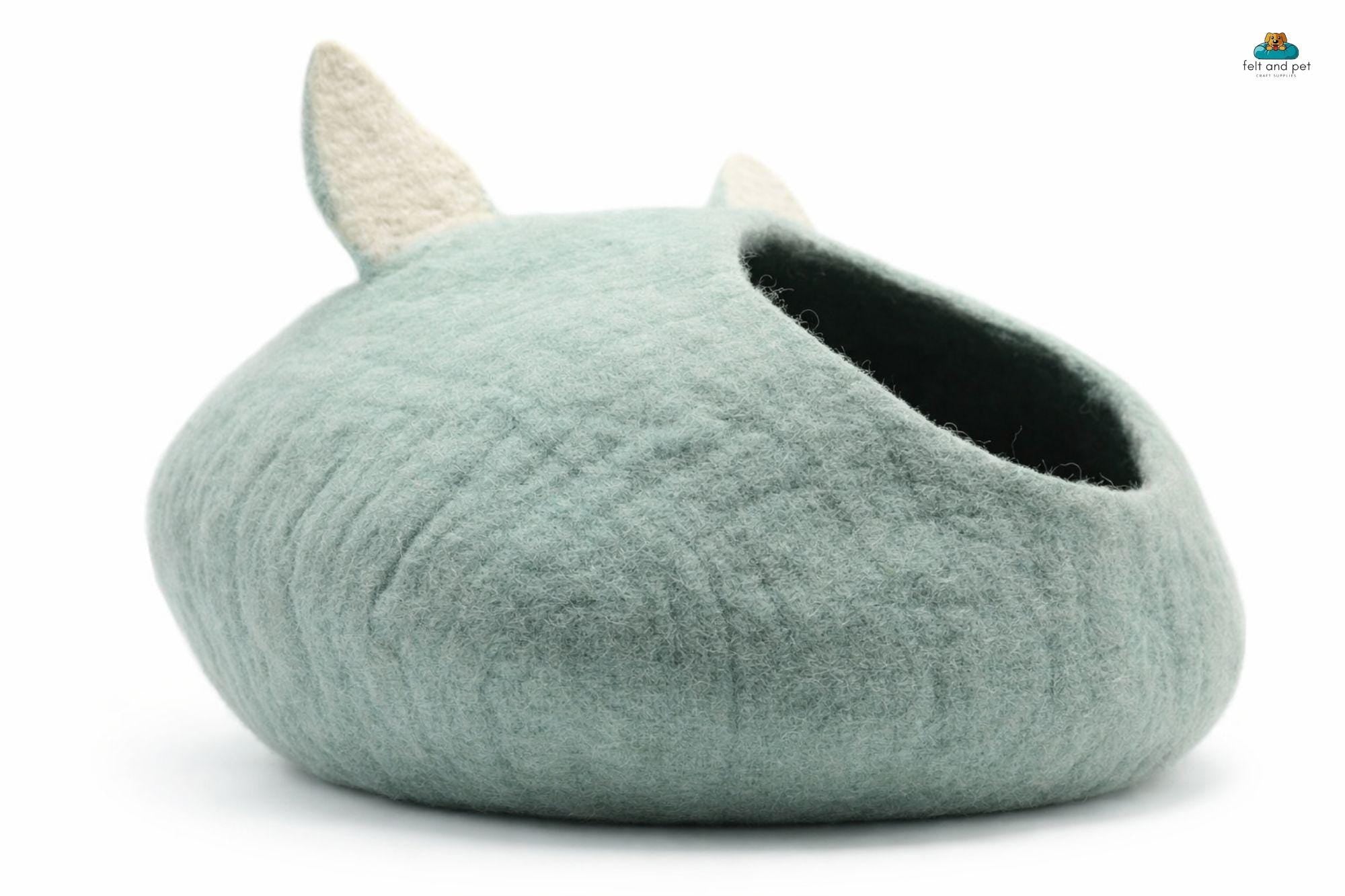 Fade Green Felted Cat Cave In Round| Pet Bed Soft And Sustainable - Hand-Felted Cat Cocoon For Your Beloved Cat